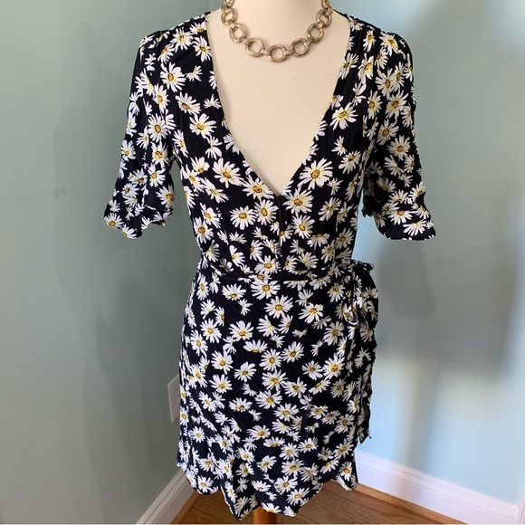 Zara Dresses Zara Daisy Print Dress Poshmark